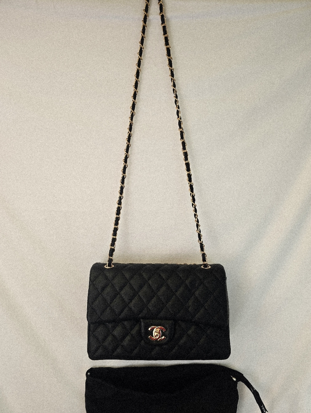 Faux Women’s Classic Black Quilted Shoulder Bag Gold Hardward Box Docs Dustbag - Picture 3 of 14